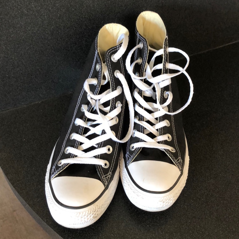 Men’s converse shoes.